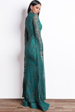 Lade das Bild in den Galerie-Viewer, High Neck Evening Gown
